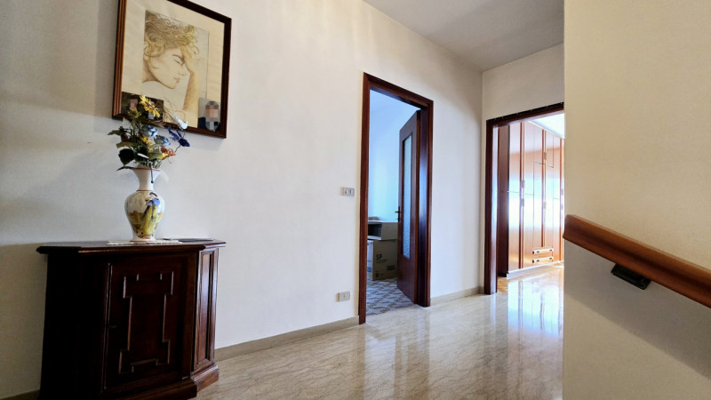 Rif. BE121 - Ad Este, in quartiere tranquillo a pochi minuti dal centro di Este, proponiamo in ve...