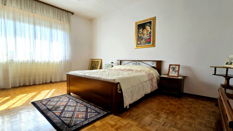 Rif. BE121 - Ad Este, in quartiere tranquillo a pochi minuti dal centro di Este, proponiamo in ve...