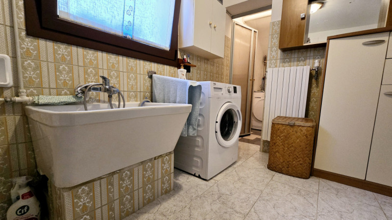 Rif. BE121 - Ad Este, in quartiere tranquillo a pochi minuti dal centro di Este, proponiamo in ve...