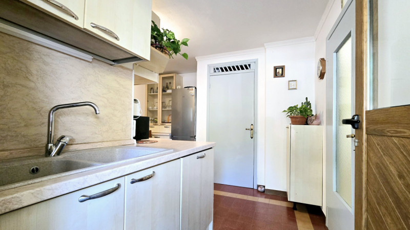 Rif. BE121 - Ad Este, in quartiere tranquillo a pochi minuti dal centro di Este, proponiamo in ve...