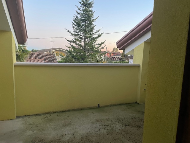 Tra le varie soluzioni presenti nel mercato, oggi vi proponiamo un'abitazione unica nel suo gener...