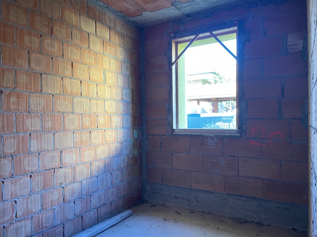 Tra le varie soluzioni presenti nel mercato, oggi vi proponiamo un'abitazione unica nel suo gener...