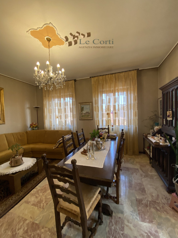 In una posizione privilegiata ai piedi dei suggestivi Colli Berici e circondata dal fascino delle...