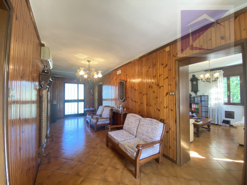 Santa Giustina in Colle -Frazione Fratte - Proponiamo in vendita villa singola situata in una tra...