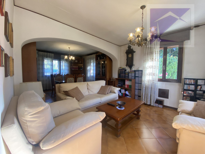 Santa Giustina in Colle -Frazione Fratte - Proponiamo in vendita villa singola situata in una tra...