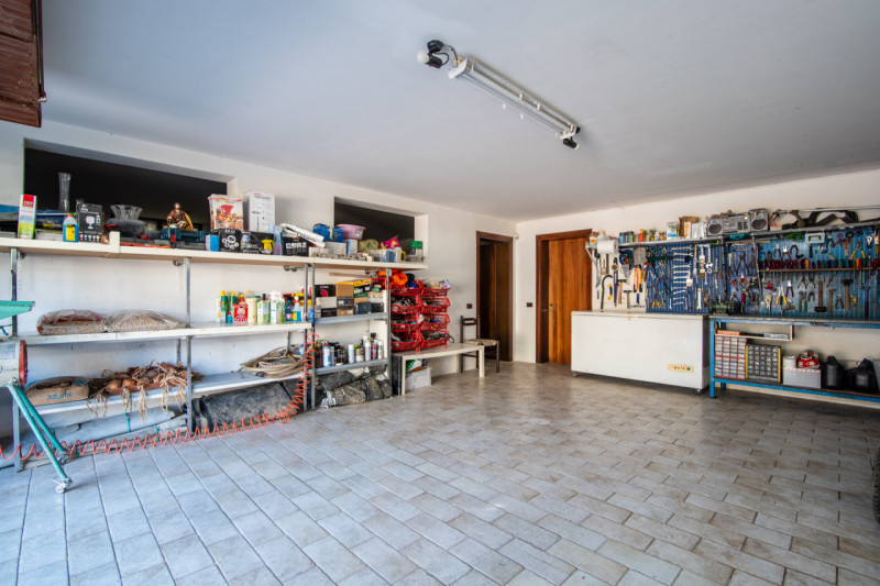 Proponiamo in vendita una splendida villa singola disposta su un unico piano. L’abitazione, 270 m...