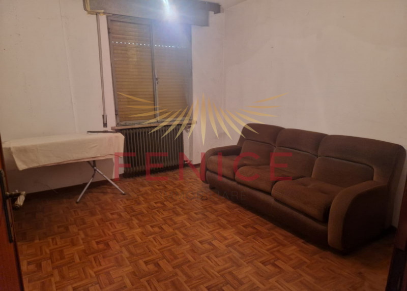 Vi presentiamo un casale nel cuore della campagna di Trevignano, immerso in una zona residenziale...