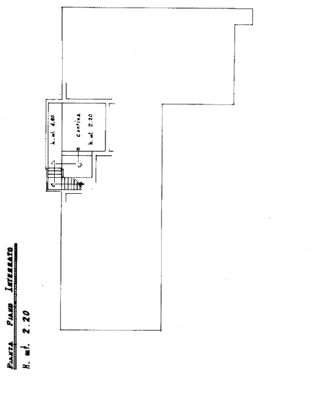Vi presentiamo un casale nel cuore della campagna di Trevignano, immerso in una zona residenziale...