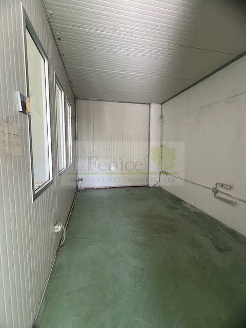 Capannone in affitto a Castel Goffredo - https://images.gestionaleimmobiliare.it/foto/annunci/251016/4645886/800x800/007__img_3621_wmk_0.jpg 