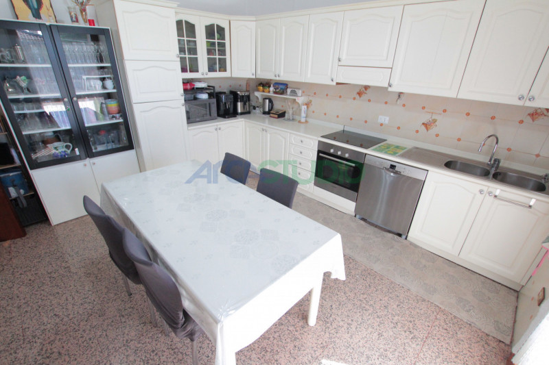 Quinto Vicentino:
Stai cercando una villa singola adatta anche ad ospitare due nuclei familiari s...