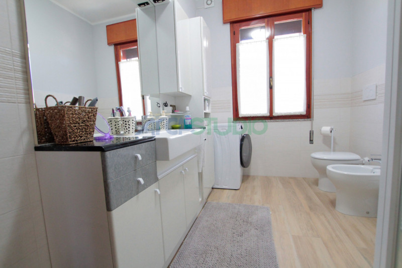 Quinto Vicentino:
Stai cercando una villa singola adatta anche ad ospitare due nuclei familiari s...