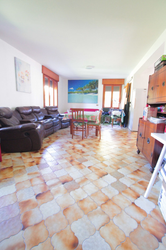 Quinto Vicentino:
Stai cercando una villa singola adatta anche ad ospitare due nuclei familiari s...