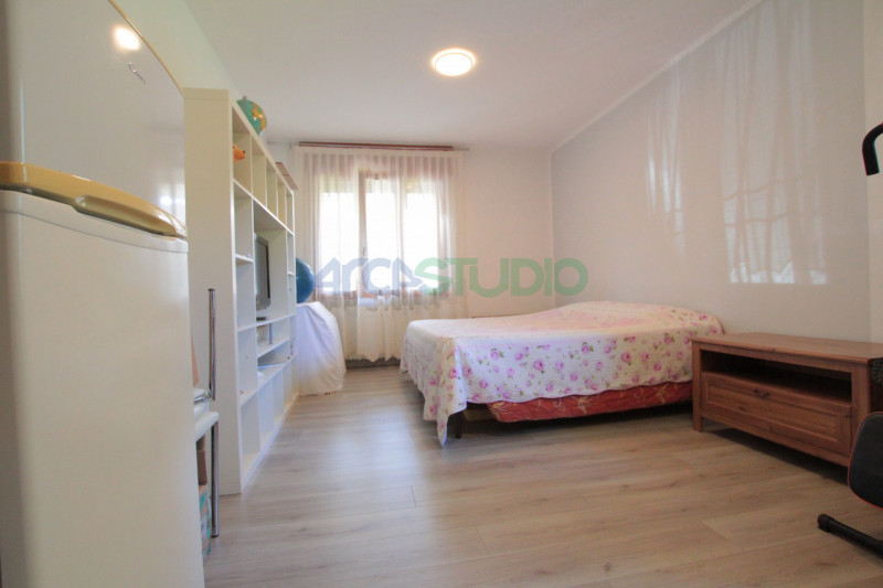 Quinto Vicentino:
Stai cercando una villa singola adatta anche ad ospitare due nuclei familiari s...