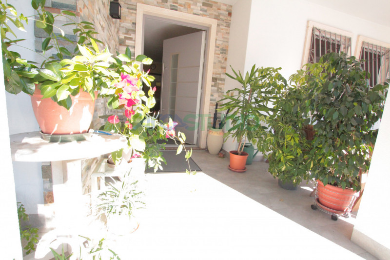 Quinto Vicentino:
Stai cercando una villa singola adatta anche ad ospitare due nuclei familiari s...