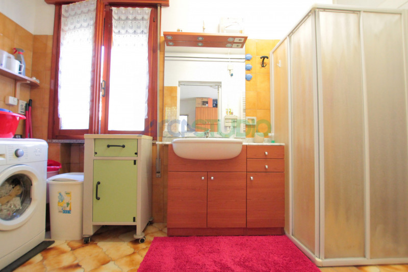 Quinto Vicentino:
Stai cercando una villa singola adatta anche ad ospitare due nuclei familiari s...