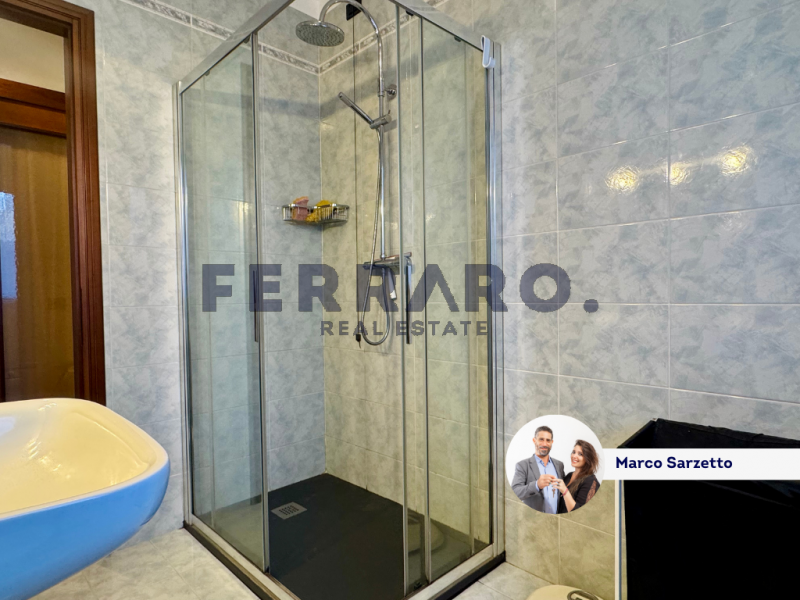 Se stai cercando un appartamento bicamere con giardino privato, in un quartiere tranquillo ma com...