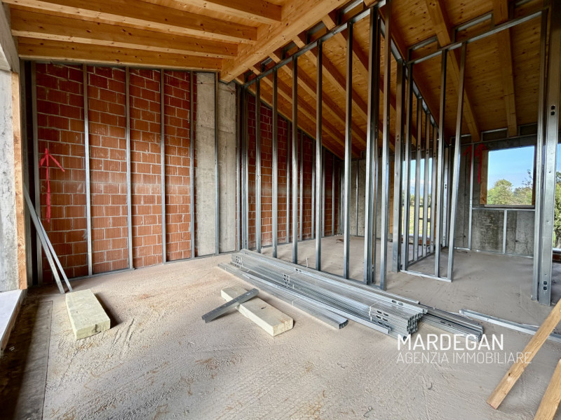 Quando vieni a scoprirlo?
Questo appartamento di nuova costruzione personalizzabile nelle finitur...