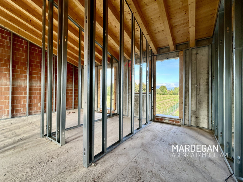 Quando vieni a scoprirlo?
Questo appartamento di nuova costruzione personalizzabile nelle finitur...