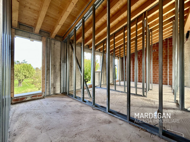 Quando vieni a scoprirlo?
Questo appartamento di nuova costruzione personalizzabile nelle finitur...