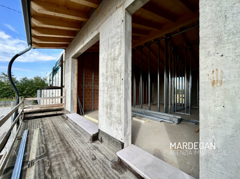 Quando vieni a scoprirlo?
Questo appartamento di nuova costruzione personalizzabile nelle finitur...