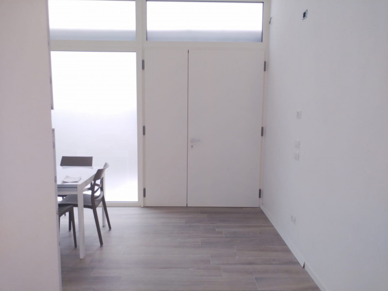 In Via XI Febbraio, un mini appartamento completamente ristrutturato e arredato, dove la comodità...