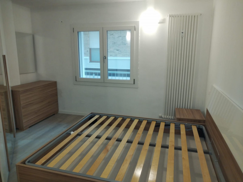 In Via XI Febbraio, un mini appartamento completamente ristrutturato e arredato, dove la comodità...