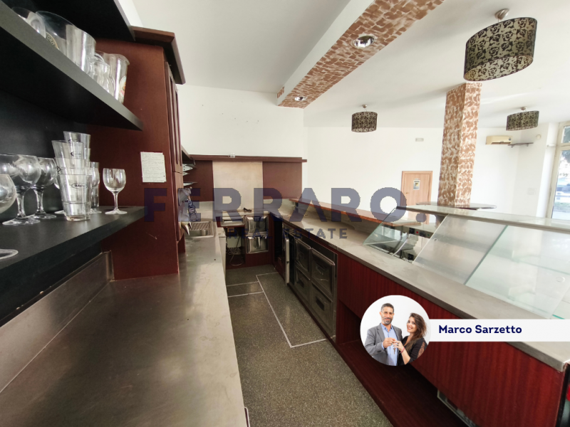 Sei alla ricerca di uno spazio commerciale dove far crescere la tua attività?
Lo desideri in zona...