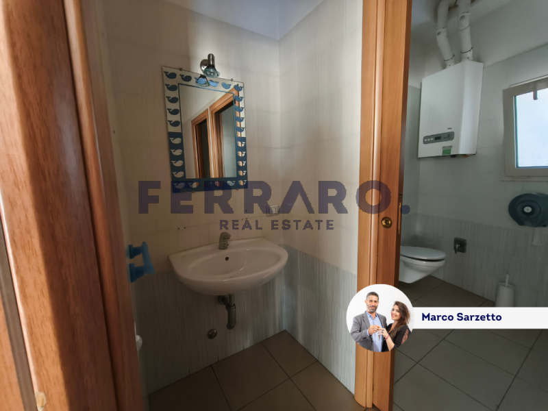 Sei alla ricerca di uno spazio commerciale dove far crescere la tua attività?
Lo desideri in zona...