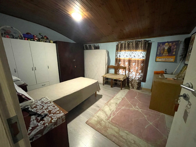 UBICAZIONE E CONTESTO
L’immobile, costruito negli anni ’80, si trova ad Altavilla, in una zona be...