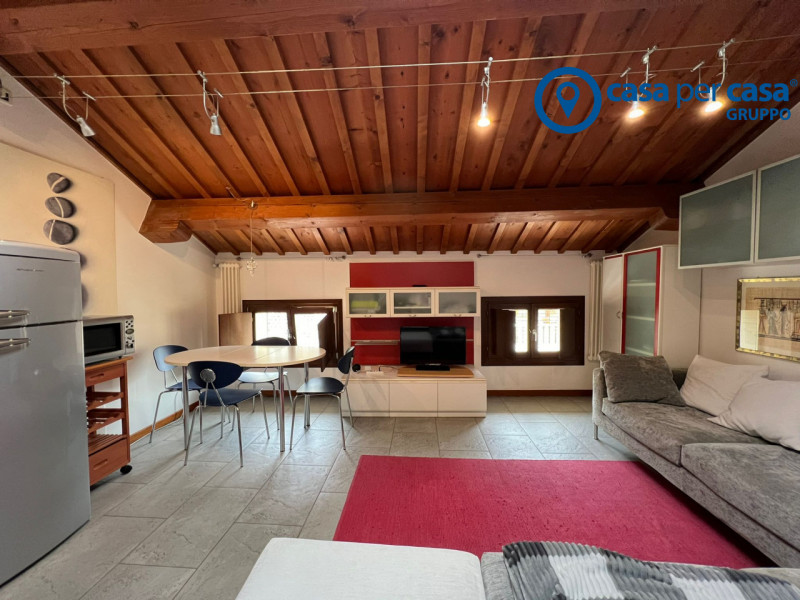 APPROVATO GRUPPO CASA PER CASA: VALUTATO, CONTROLLATO, GESTITO IN ESCLUSIVA!

ZONA:
- Ci troviamo...