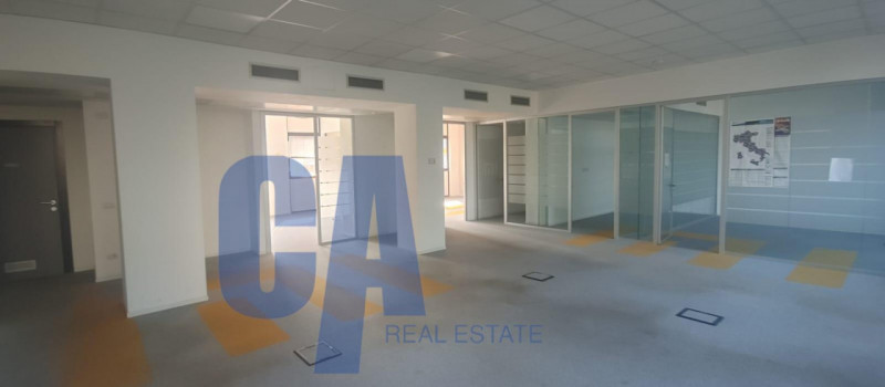 Ufficio in Affitto