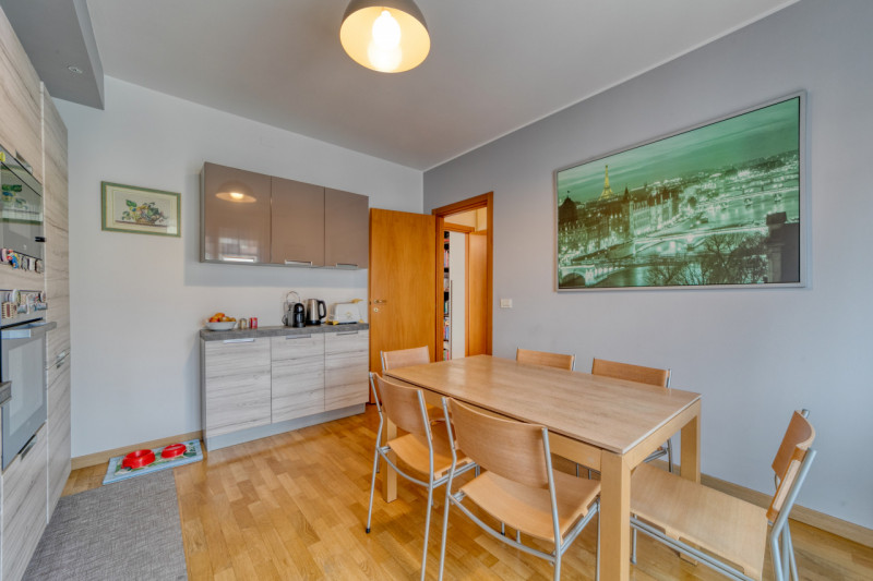 Nel cuore di Saccolongo, a pochi passi dalla chiesa e dai principali servizi del paese, proponiam...