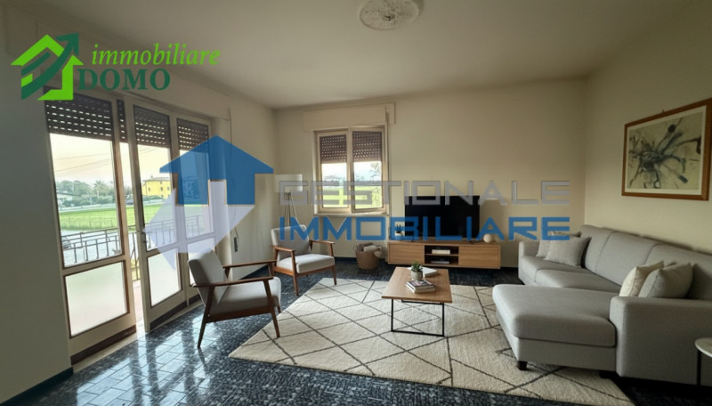 BUONI MOTIVI PER ACQUISTARE QUESTO IMMOBILE:

- ZONA RICERCATA
- GIARDINO
- GARAGE
- BUONA DISTRI...