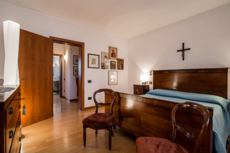 Albignasego zona Ferri, proponiamo una splendida villa singola in perfette condizioni, situata in...