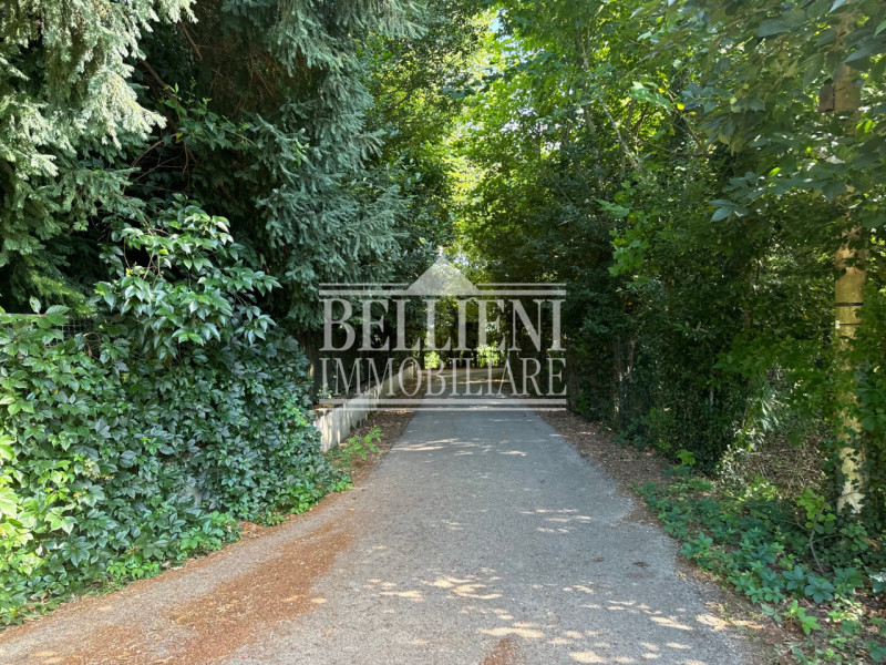 ANCONETTA- Scopri questa straordinaria opportunità di acquisto nel cuore della tranquilla zona di...