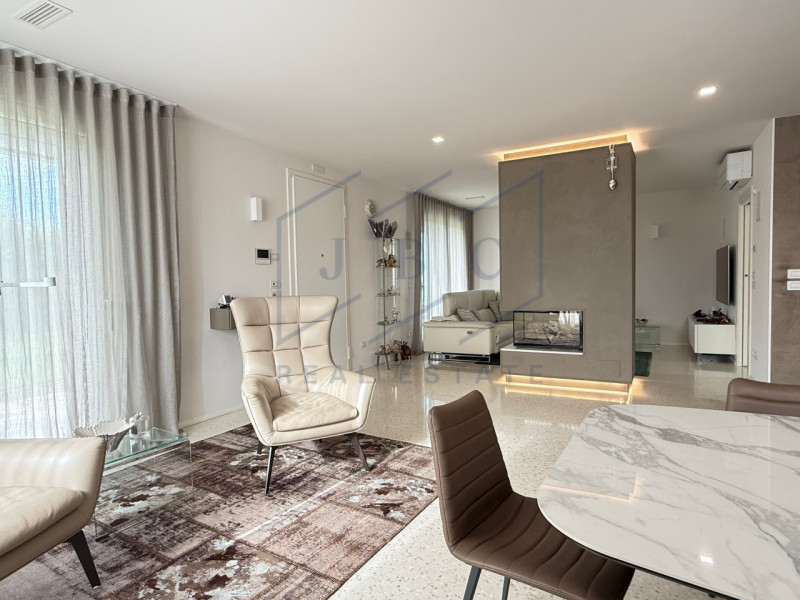 ODERZO - (TV) 
Modernità, luce, armonia! A pochi minuti dal cuore del centro storico di Oderzo, p...