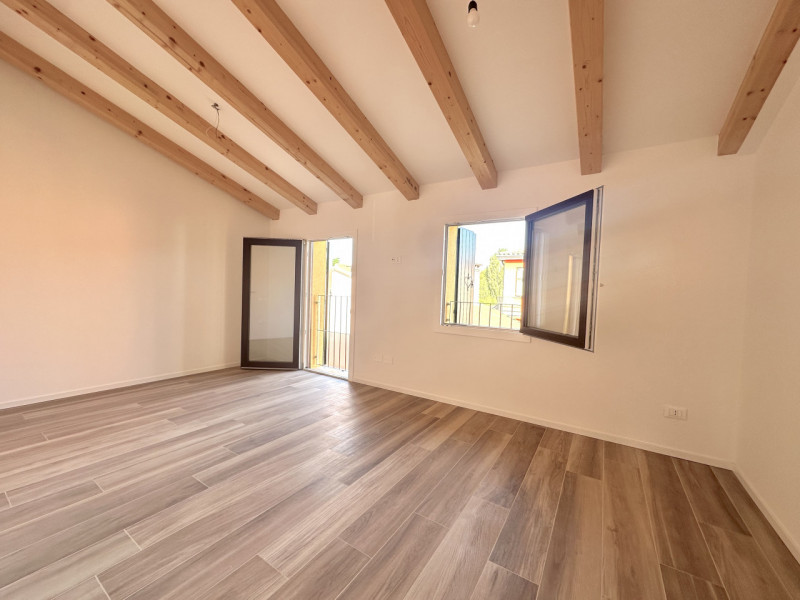 Brusegana. Euro 375.000 prezzo non trattabile. Casa schiera, su 2 livelli. 
Classe A4, ep 26,16 k...