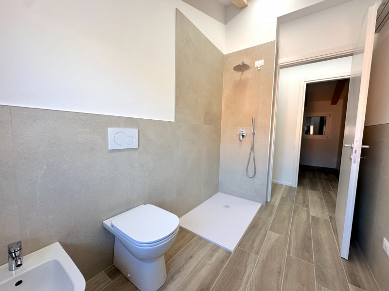 Brusegana. Euro 375.000 prezzo non trattabile. Casa schiera, su 2 livelli. 
Classe A4, ep 26,16 k...