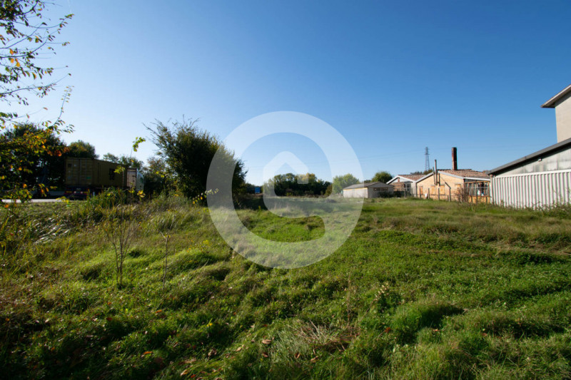 CAMPODARSEGO - (Località Bronzola) - Nel comune di Campodarsego, precisamente in località Bronzol...