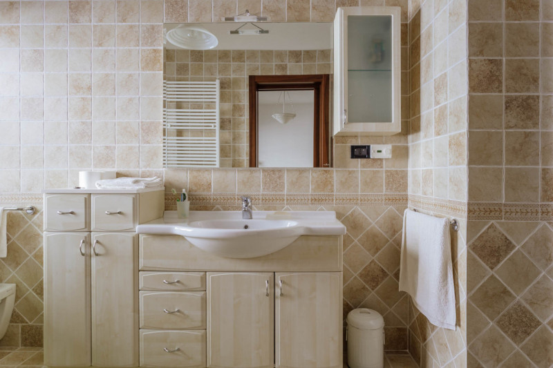 Galzignano Terme: Villa contemporanea situata in posizione aperta e panoramica; la proprietà di c...