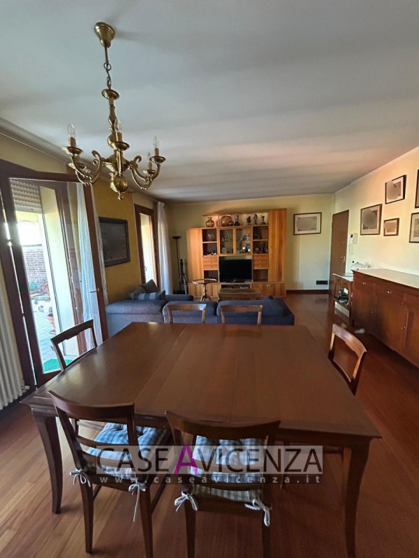 Camisano Vicentino (VI) C.E. in corso di definizione - Proponiamo ESCLUSIVO appartamento sito a p...