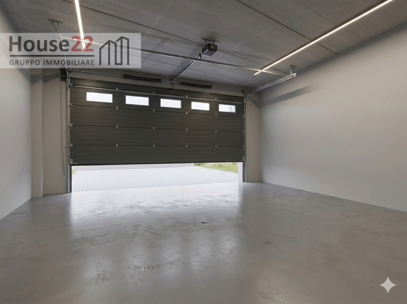 L'ECCELLENZA ABITATIVA: L'ULTIMA RESIDENZA A4 CON INGRESSO PRIVATO.

Nel ricercato contesto resid...