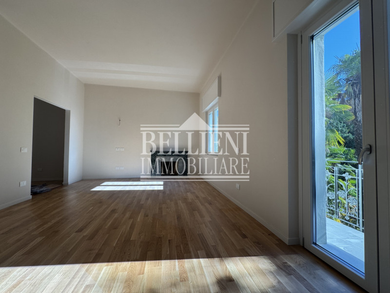 CENTRO STORICO: Introvabile appartamento tricamere finemente ristrutturato in contesto di poche u...