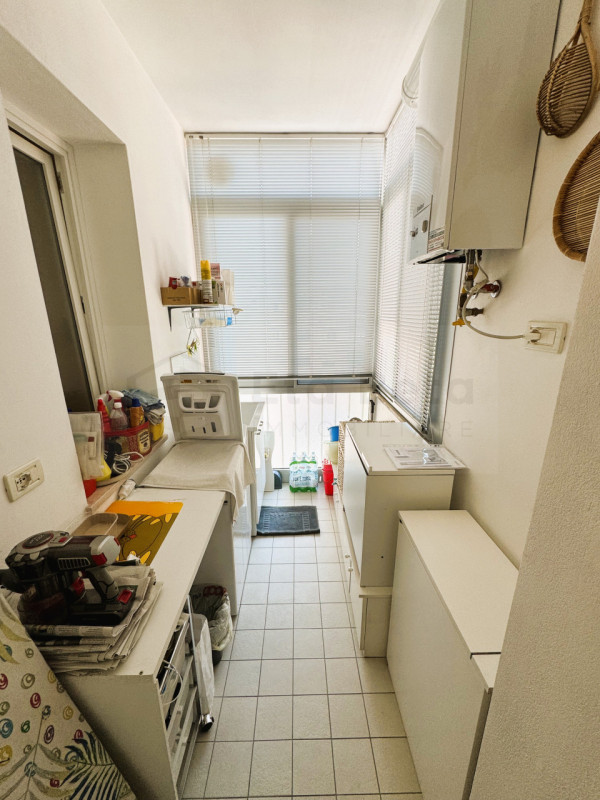 Ubicato in quartiere residenziale a Mestre, proponiamo in vendita un magnifico appartamento penta...