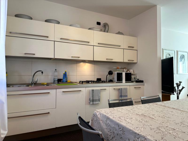 CHIESANUOVA - In una zona residenziale tranquilla e ben servita, proponiamo una trifamiliare idea...