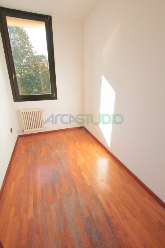 Bolzano Vicentino - Lisiera: 
Sei single e non hai bisogno di grandi spazi abitativi? Sei stanco ...