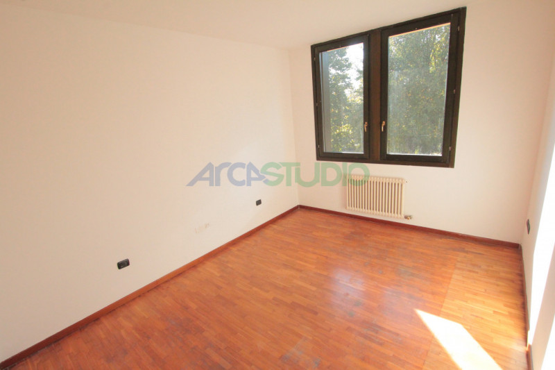 Bolzano Vicentino - Lisiera: 
Sei single e non hai bisogno di grandi spazi abitativi? Sei stanco ...