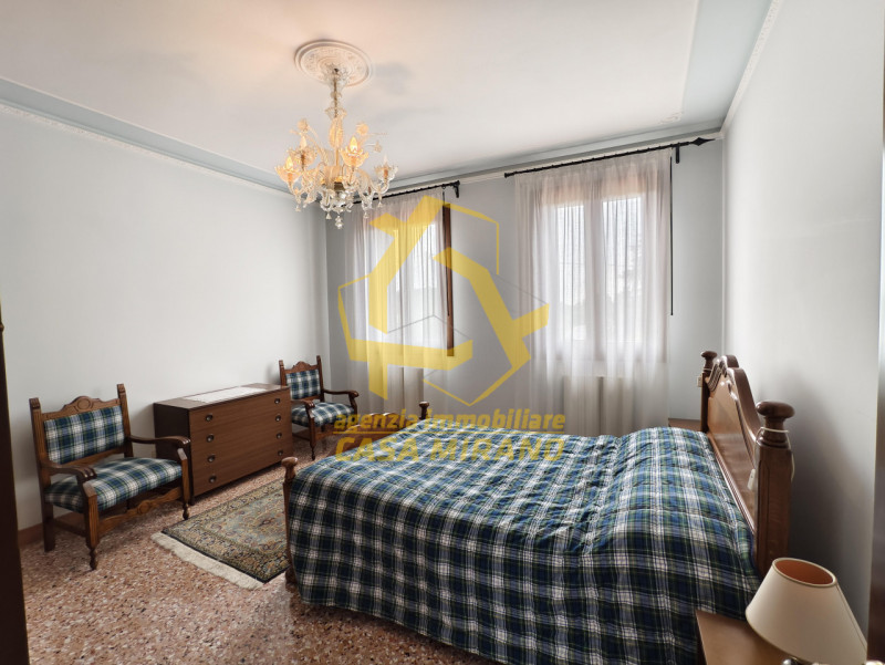 S.MARIA di SALA ELEGANTE VILLA con ANNESSO e AMPIO GIARDINO PRIVATO