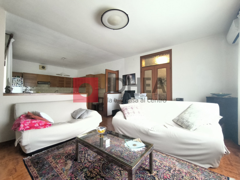 PREGANZIOL. FRESCADA

Inserito in piacevole contesto residenziale, nel cuore di Frescada, proponi...