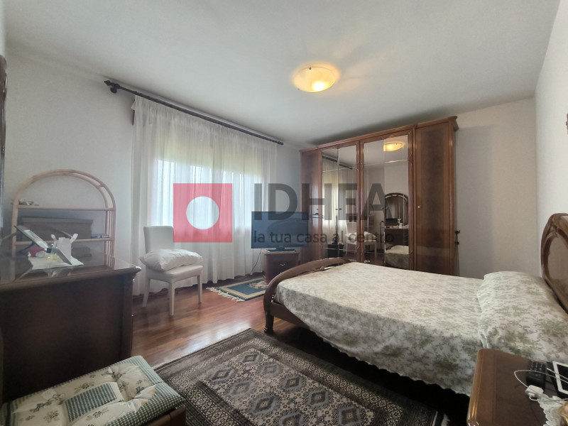 PREGANZIOL. FRESCADA

Inserito in piacevole contesto residenziale, nel cuore di Frescada, proponi...